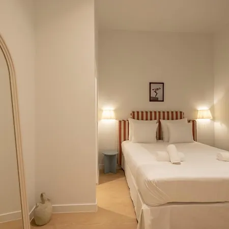Shway - The Captain's View Apartment *